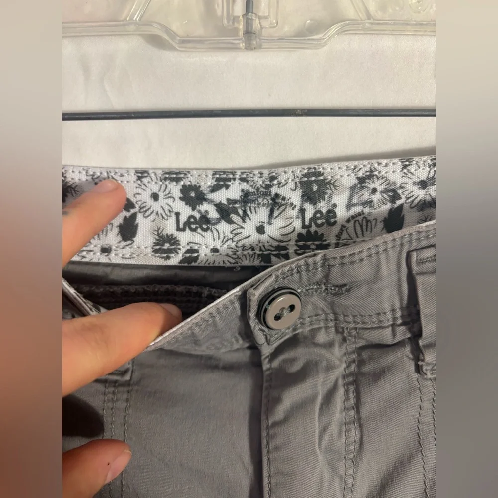 Gray Granola Grunge Mid Rise Wide Leg Baggy Capri Cargo Pants Size S-M - Picture 4 of 16